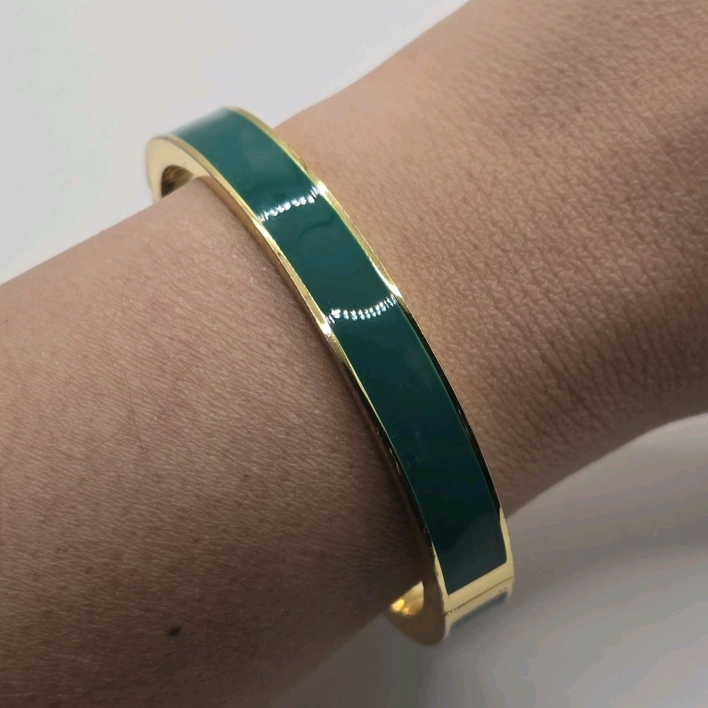 Talbots Green Enamel Hinged Bangle Bracelet Gold Tone Clamp Signed - Picture 10 of 15